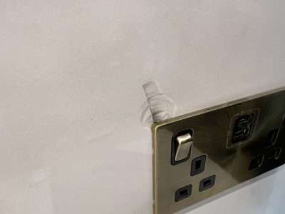 Ceramic Splashback Chip Repair Scaled | Looks bad close-up